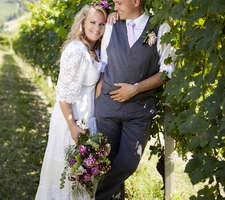 Wedding in Barolo vineyards