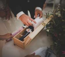 Wine box wedding ceremony EW